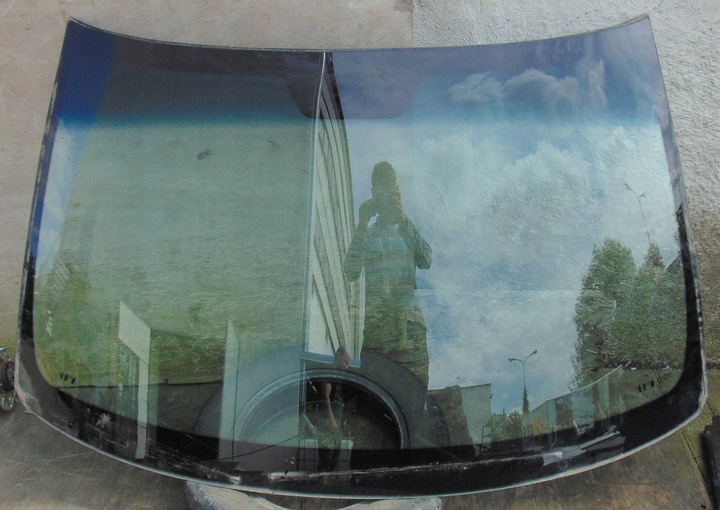 фото №1, Стекло передняя лобовое volvo v70 ii 2000r- европа