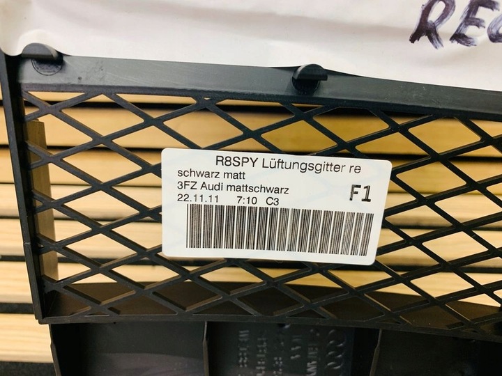 фото №6, Audi r8 spyder решётка вентиляционная правая 427825314
