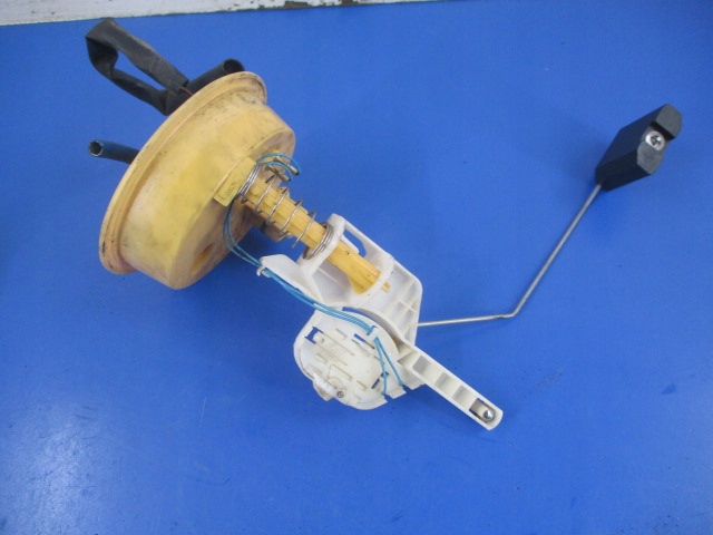 фото №6, Bmw e46 2.0d универсал насос топлива +датчик 6750582