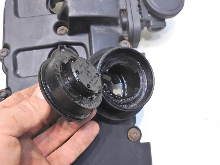 фото №6, Кришка клапанів audi a3 8p 2.0 t 06f129101c