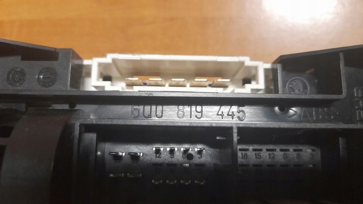 фото №6, Панель климат-контроля seat ibiza iv 4 6j 6j0819045a