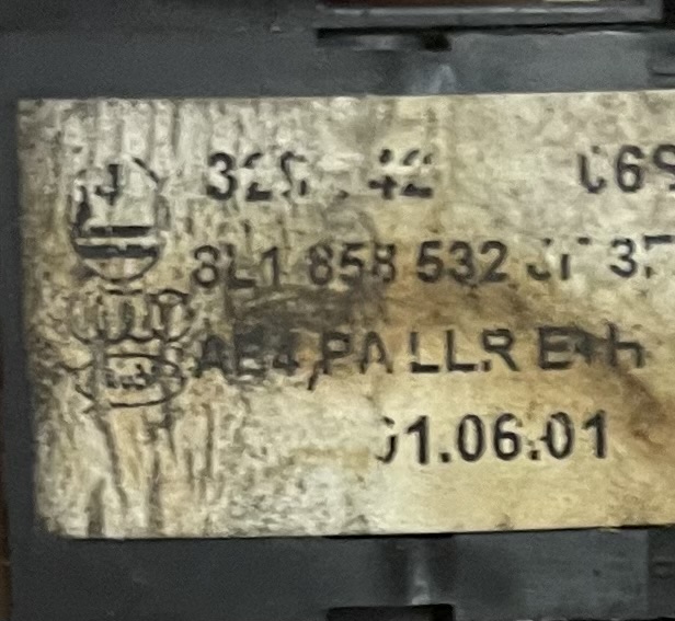 фото №14, Audi a3 8l0 96-03r дзеркало праве електричні 5 pin різні кольори