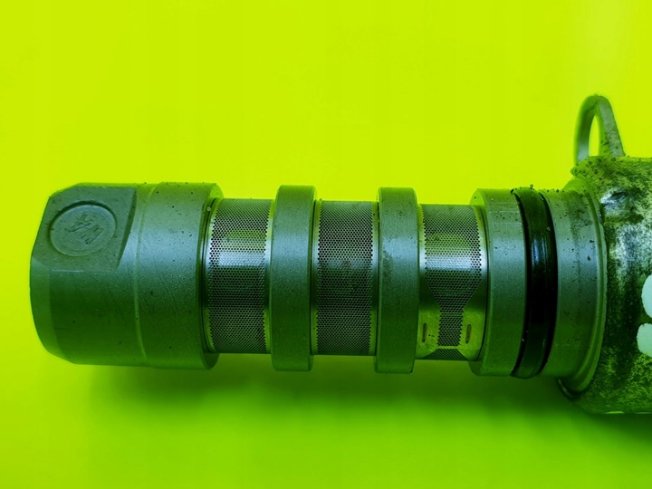 фото №3, Клапан керуючий головки s6 c7 s7 c7 a8 4.0 tfsi ctg 06e257s