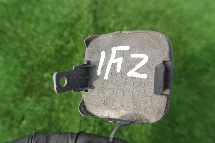 фото №3, Заглушка фаркоп бампера правая зад lexus gs iii 450h 05-08