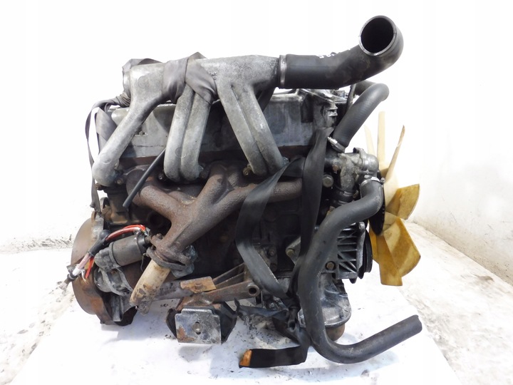 фото №8, Двигатель стойка om 617.913 насос bosch mercedes t1 209d 309d 409d 2.9 3.0 r5
