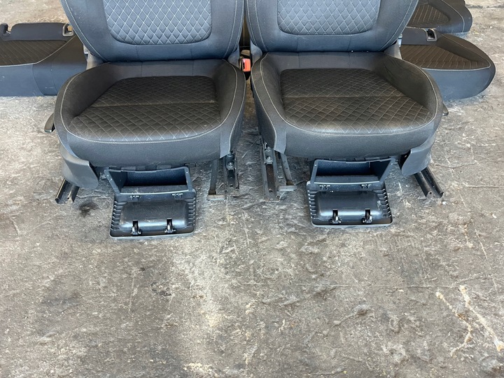 фото №8, Сиденья диван skoda fabia iii 6v 16r комплект красивый европа