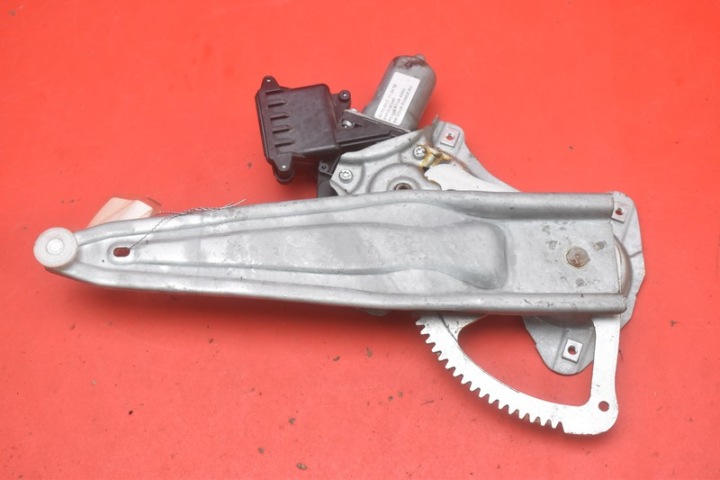 фото №6, Склопідйомник правий зад 69830-0f040 toyota verso 09-13