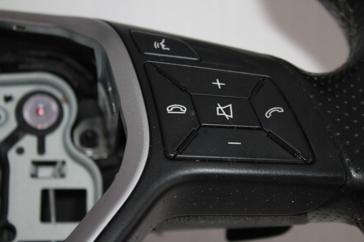 фото №7, Кермо шкіра мульті пелюстки mercedes w246 11-18