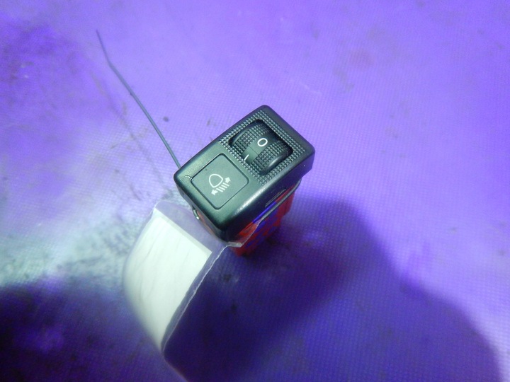 фото №1, Mazda demio 5d 99-07 перемикач світла вимикач