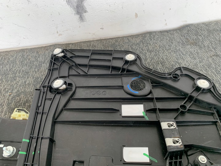 фото №9, Ford mustang mach-e rwd 2021r подъемник стекла правые зад задний