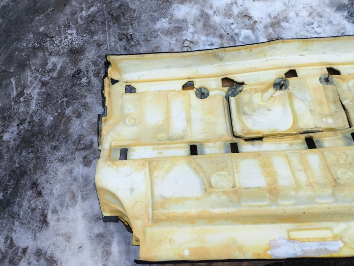 фото №6, Citroen c4 grand picasso ковёр пол интерьера зад citroen 96776944zd ?