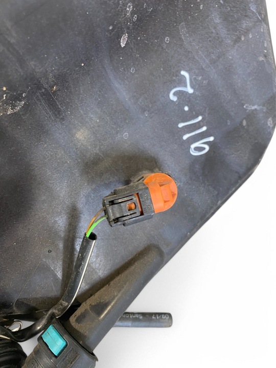 фото №8, Porsche 911 991 2018 бак расширительный охлаждающая жидкость