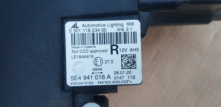 фото №12, Skoda octavia iv 5e4 лампа передняя правая полный led
