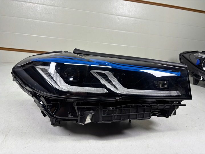 фото №6, Лампа правая передняя bmw 5 g30 g31 рестайлинг lci laser 8082662