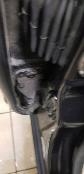 фото №6, Петля дверь перед зад passat b5 skoda superb 9910