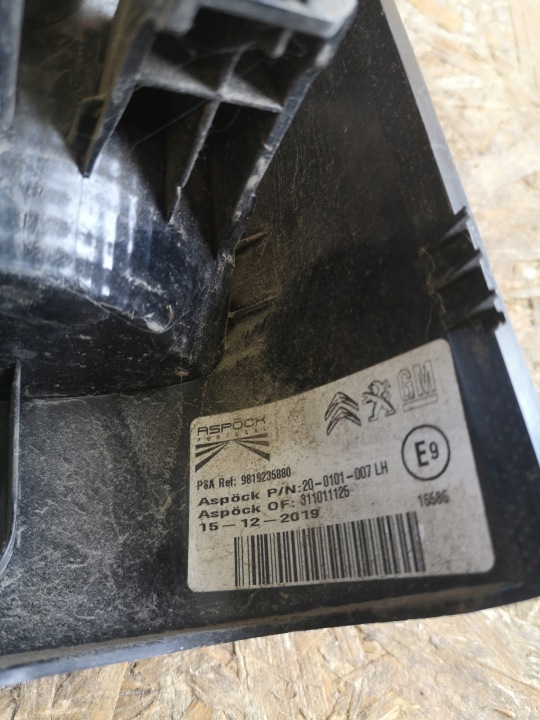 фото №7, Citroen berlingo iv фара левое зад 9819235880