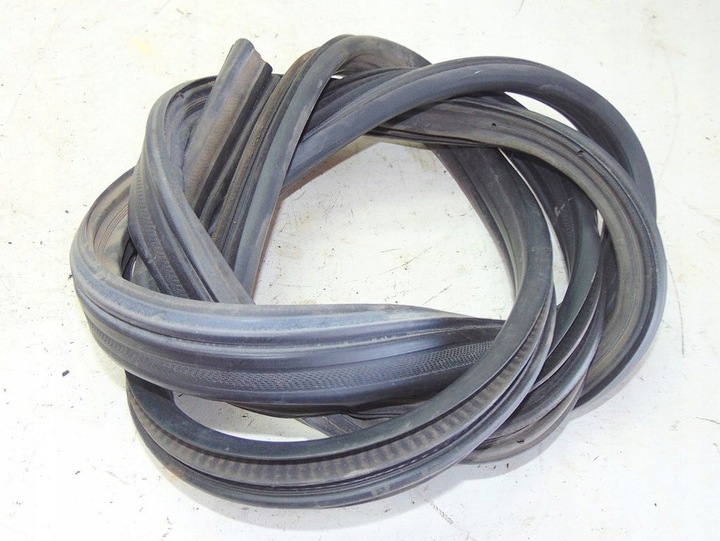 фото №2, Vw golf ii mk2 91r 5d прокладка двері праві зад