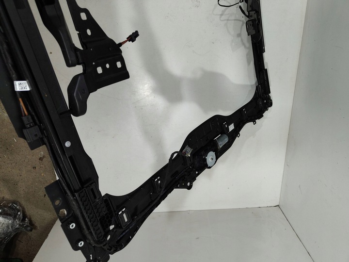 фото №8, Bmw 7 g70 ролета дах люк панорама do nego!!