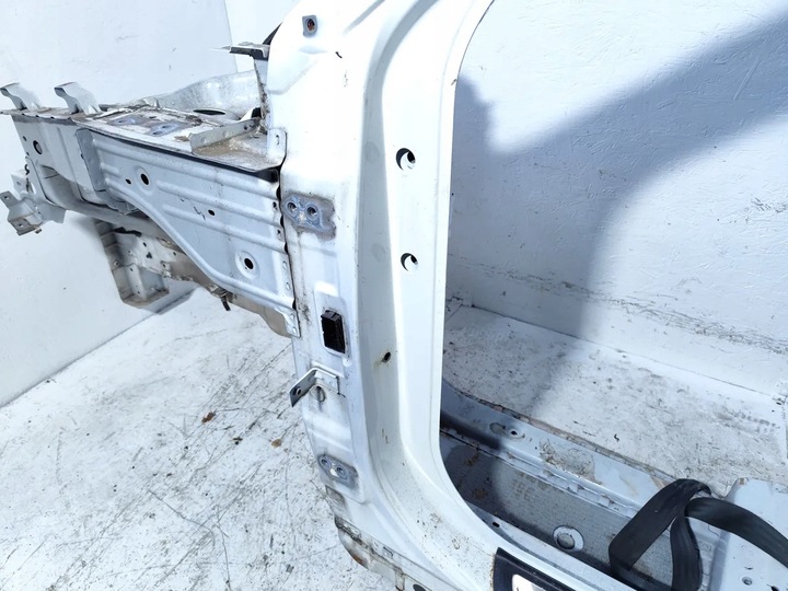 фото №12, Ssangyong tivoli четверть передняя левый 2018 suv 4/5dr белый 15-24 дизель