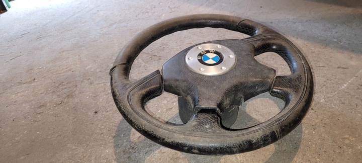 фото №4, Кермо momo ступиця bmw e30 do odrestaurowania