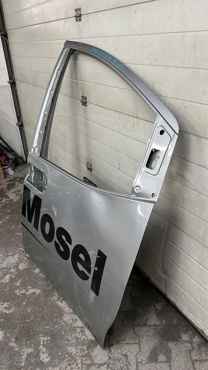 фото №3, Hyundai staria 2022- двері перед передні праві