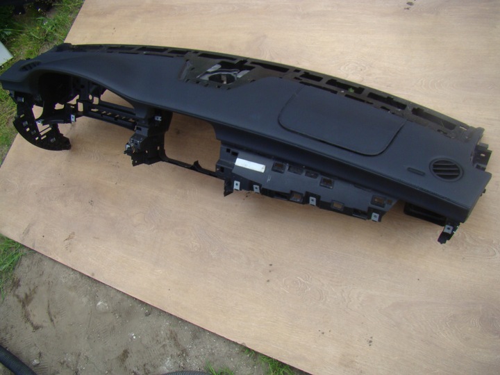 фото №5, Mercedes w218 панель rozdzilecza сработавшая