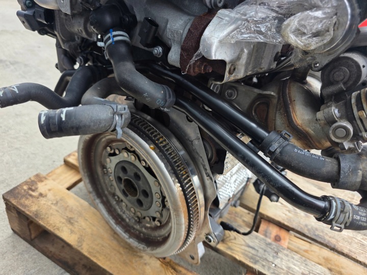 фото №15, Двигатель комплектный audi vw seat skoda 2.0 tdi crl crlb 131343 km оригинал !!!