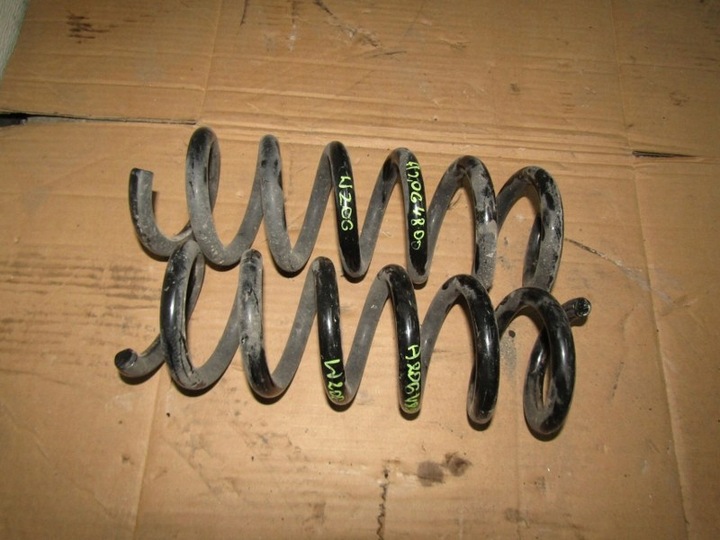 фото №1, Mercedes w206 206 c клас пружина пружини гумки зад задні комплект