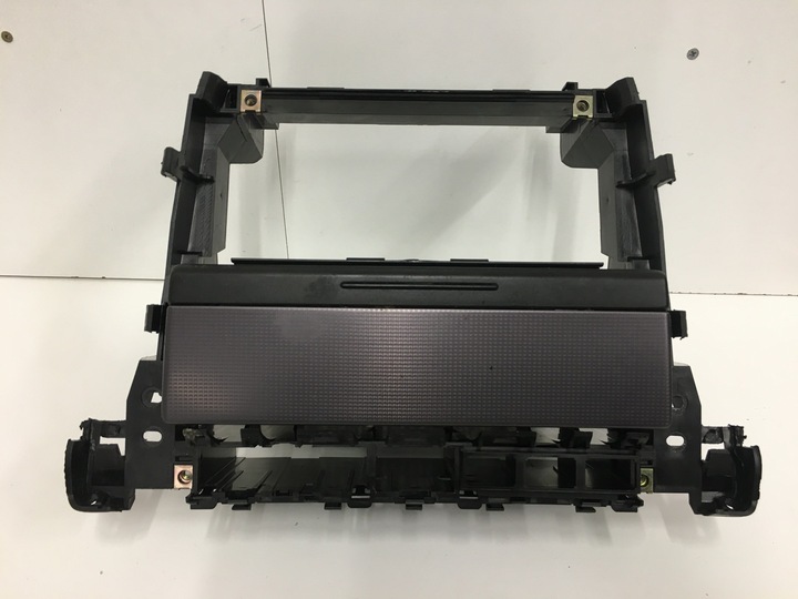 фото №8, Audi a6 c5 рамка корзина радио рестайлинг 4b0858005c