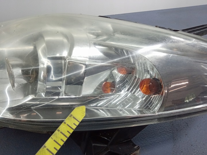 фото №5, Mazda 5 i cr фара левый лампа eu c235-51040