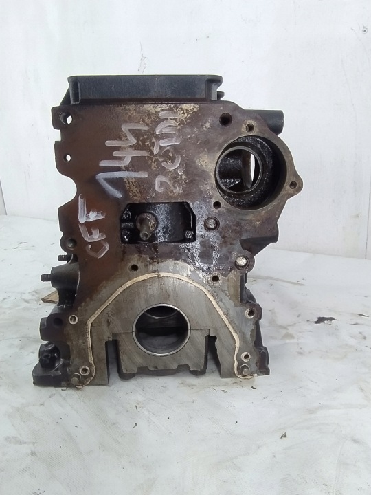 фото №7, Vw passat b7 2.0 tdi cff блок двигателя 03l021ca