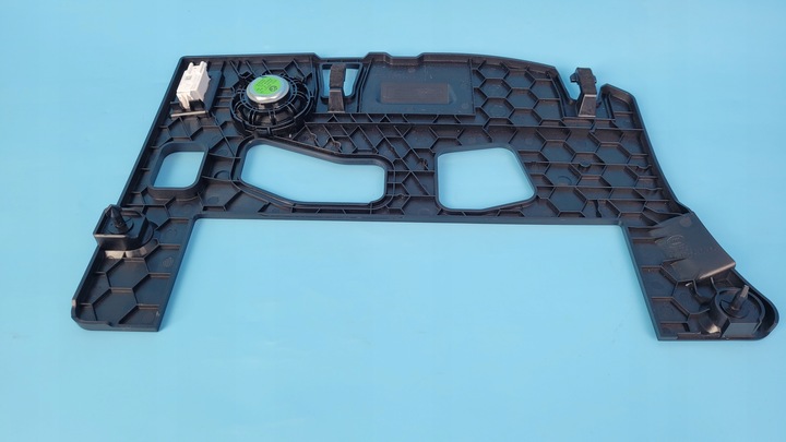 фото №6, Bmw f44 захист панелі консолі 146228 динамік 9151127 лампа інтер'єру 9472762