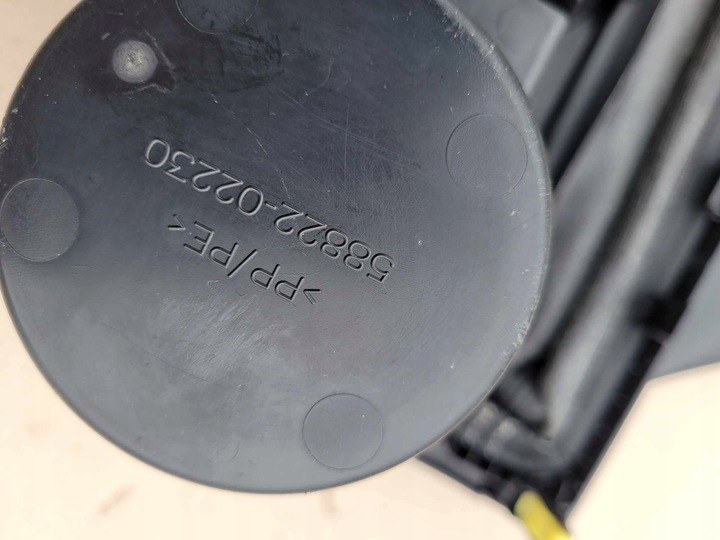 фото №6, Подстаканник защита туннеля toyota auris ii 58822-02230