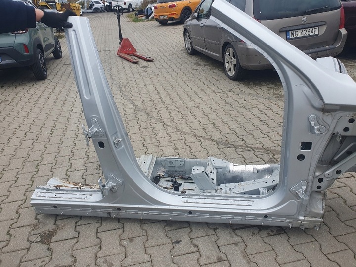 фото №2, Mercedes gl gls 166 четверть перед левая правая порог стойка a+b 775