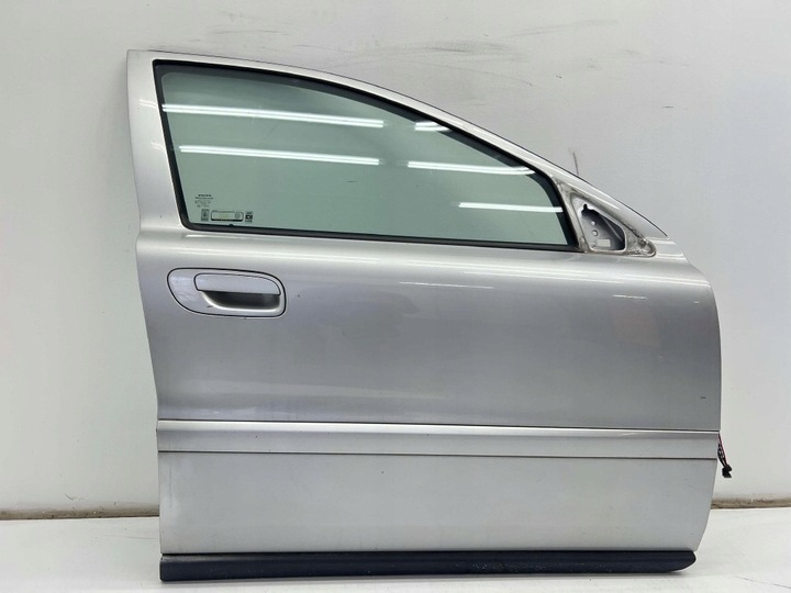 фото №1, Volvo v70 ii s60 i рестайлінг двері перед праві передні 426-26