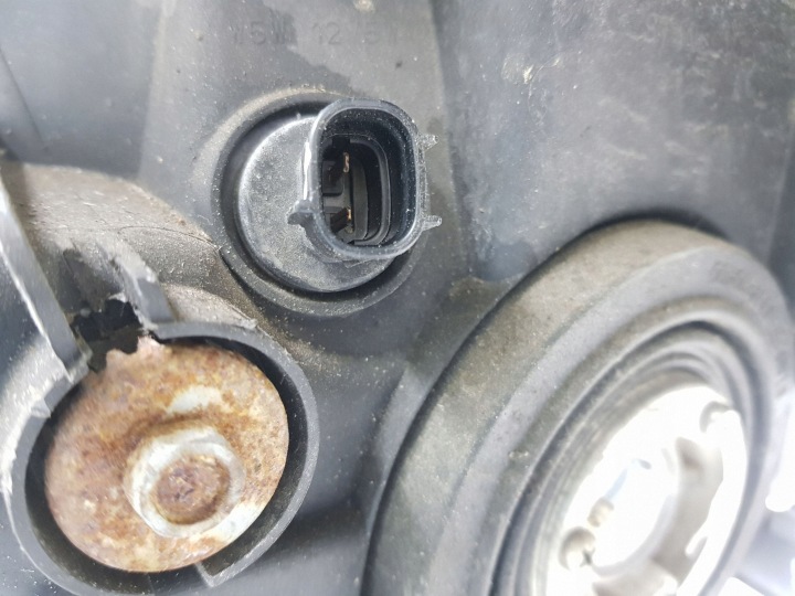 фото №8, Toyota corolla verso ar10 2005 фара e110683