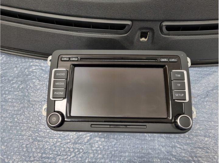 фото №1, Vw passat b7 golf vii дисплей cd радио rdc510 3c8035190c