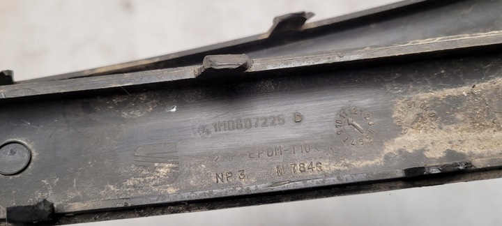 фото №11, Планка бампера правая lub левая перед seat leon 1m0807226 1m0807225