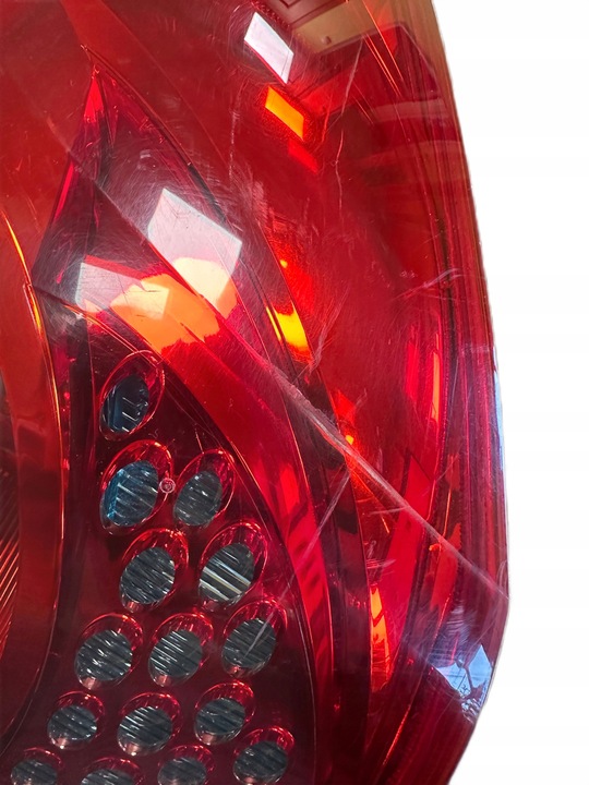 фото №8, Лампа задняя зад правая peugeot 207 sw универсал 9680157980-02