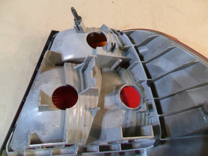 фото №14, Лампа задня ліва bmw e46 8364921