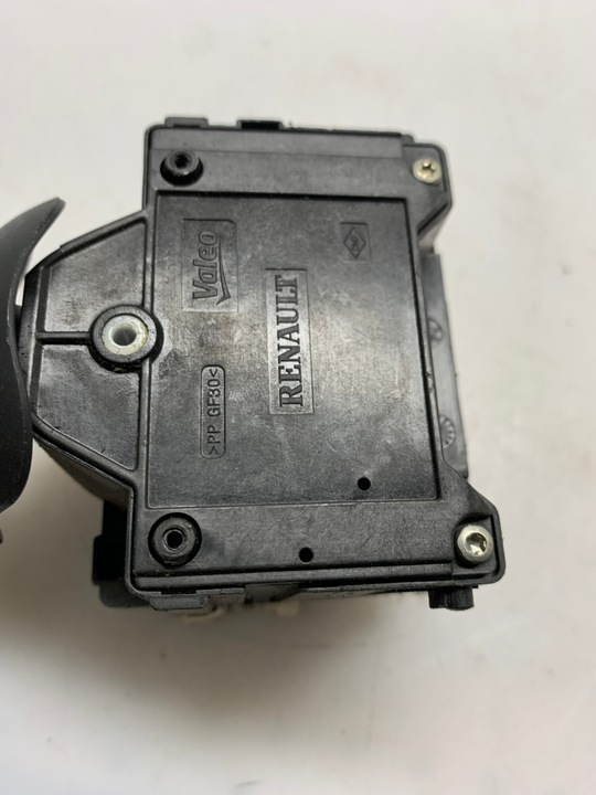 фото №5, Рулевой/подрулевой renault 5671163r