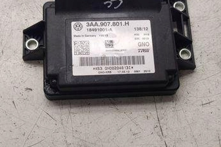 фото №1, Модуль тормоза ручного vw passat b6 3c2 3aa907801h 2.0l дизель 2012
