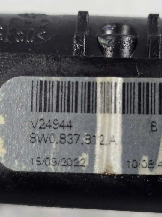 фото №7, Направляющая ручка правые перед audi a4 a5 8w0837812a