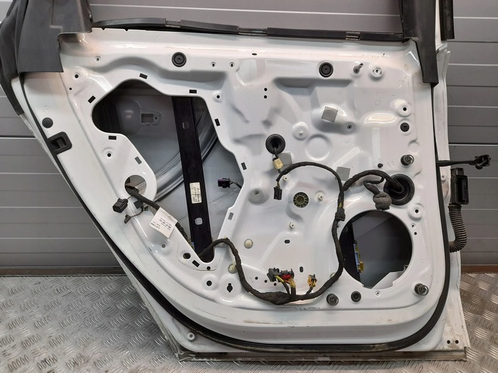 фото №7, Audi a8 s8 d4 4h 4h0833311 зад сторона ліва двері ly9c