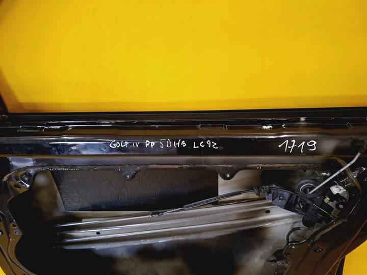 фото №9, Дверь правые перед правые передние vw golf iv hb 5d lak: lc9z nr1719