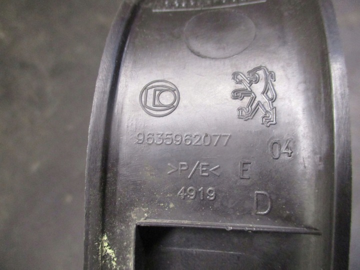 фото №10, Молдинг накладка порога правое перед 9635962077 peugeot 607 рестайлинг 2.7 hdi 04-10