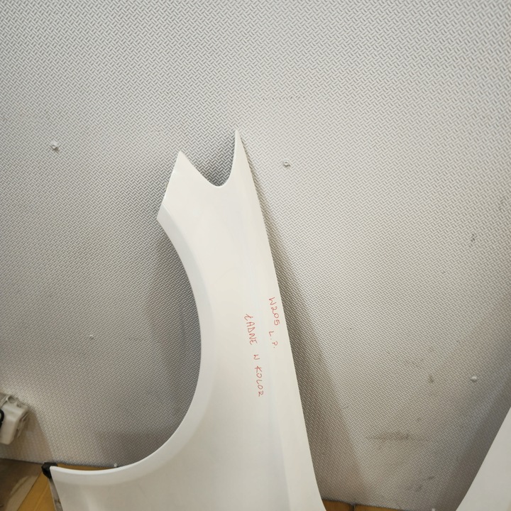 фото №8, Mercedes c-klasa w205 крило переднє перед лівий 149