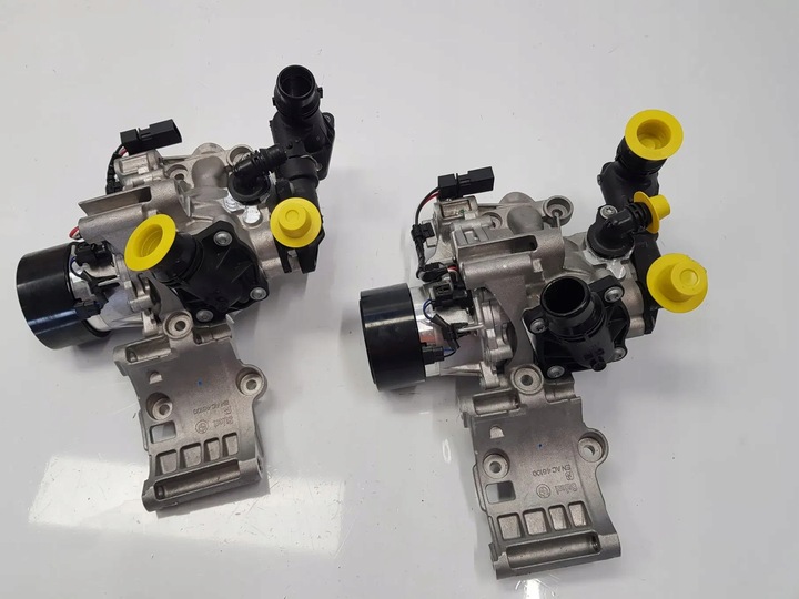 фото №15, Новая насос воды термостат кронштейн лапи крепление bmw f30 x1 u11 u06 847194