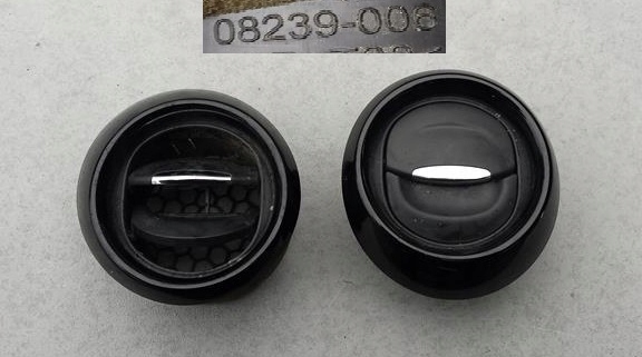 фото №1, Решітка повітропровід renault clio iv 08239-006