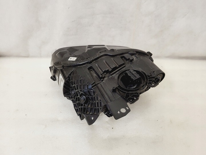 фото №6, Porsche taycan лампа правая полный led 9j1941032f